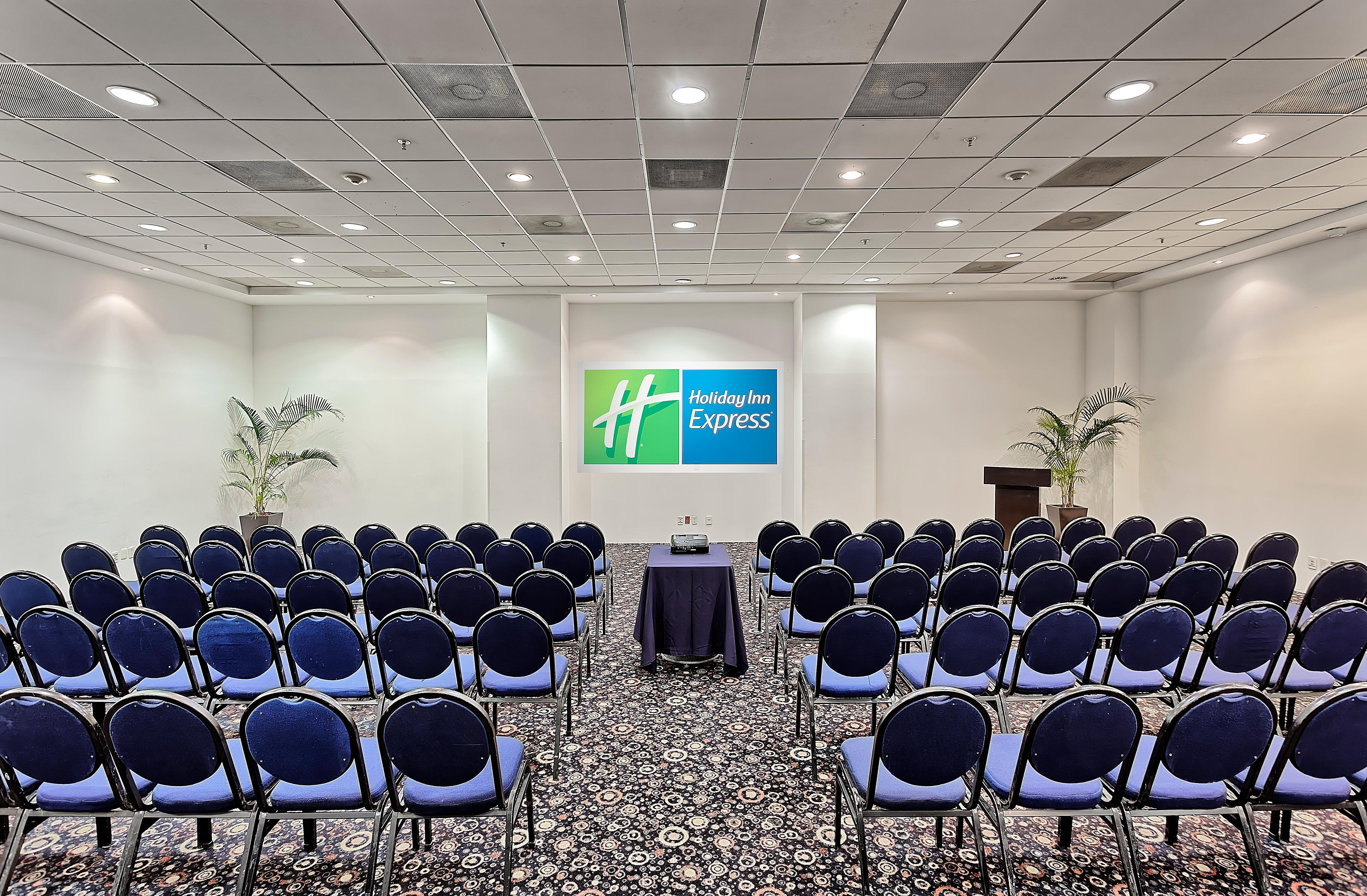 Holiday Inn Express Villahermosa By Ihg Exterior foto
