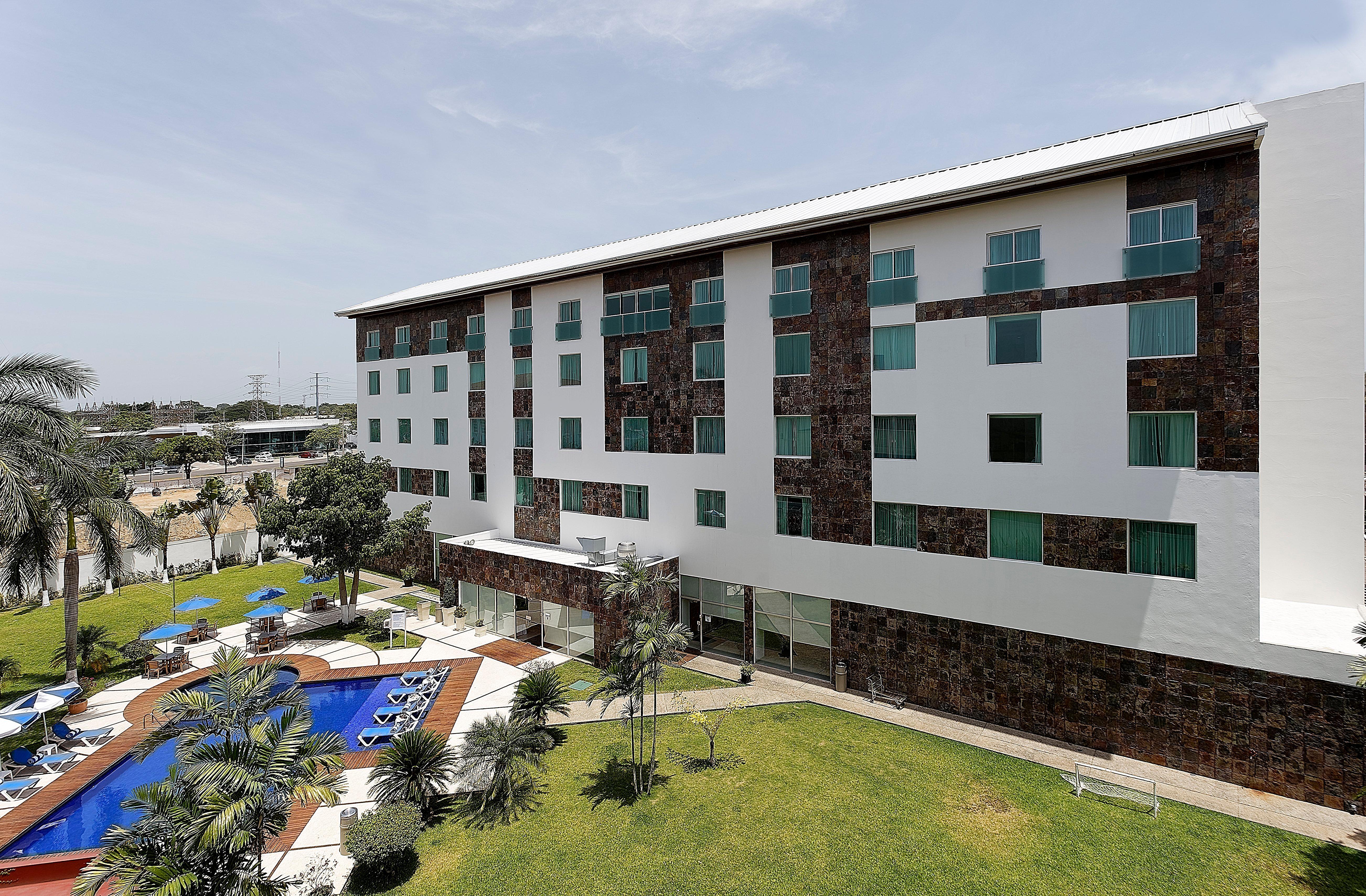 Holiday Inn Express Villahermosa By Ihg Exterior foto
